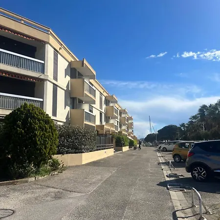 Le Cabestan - Proche De La * Le Grau-du-Roi